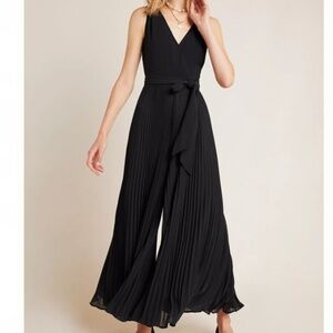 by Anthropologie Viva Pleated V-Neck Jumpsuit with Pockets Black Size 4